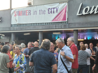 Summer in the City an der Wein Lounge